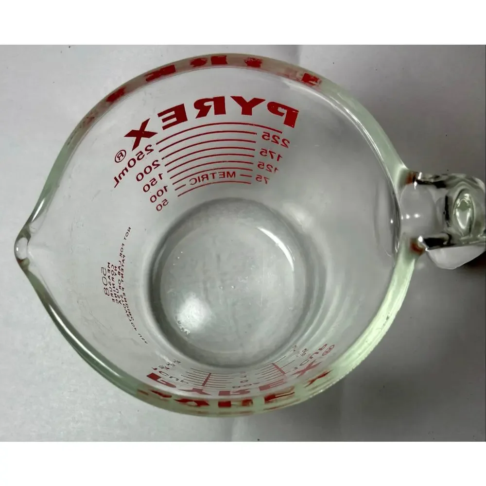 Vintage Pyrex Measuring Cup 1 Cup  508 Red Lettering J-Handle USA
